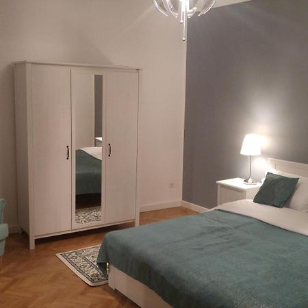 Apartment Bianco Central Sibiu Exterior photo